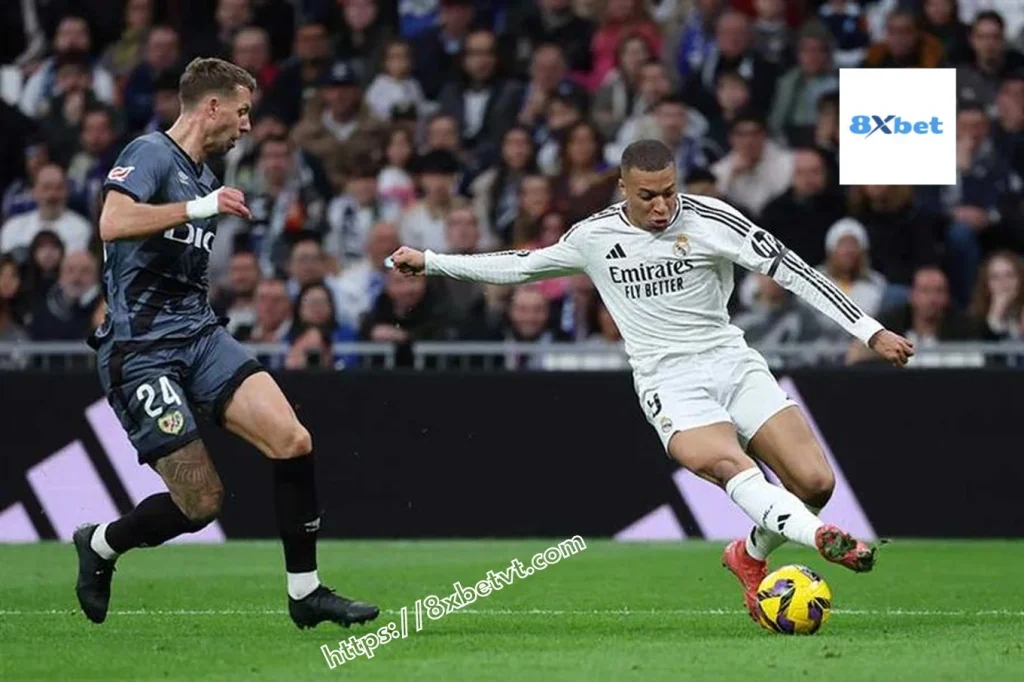 Real Madrid đấu với Rayo Chiến thắng kịch tính tại Bernabéu